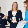 Akademische Festveranstaltung für Charlotte Klonk, Übergabe der Festschrift, Julia Voss, Carlotte Klonk und Franziska Solte, Foto Barbara Herrenkind